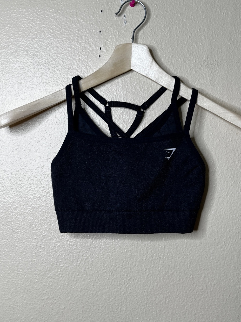 Gymshark Sports Bra Women’s XS Charcoal Gray Strappy Seamless Activewear
